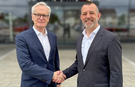 MANAGEMENT CHANGE AT REFORM