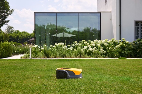 ROBOTS HIGHLY COMMENDED IN IDEAL HOME AWARDS