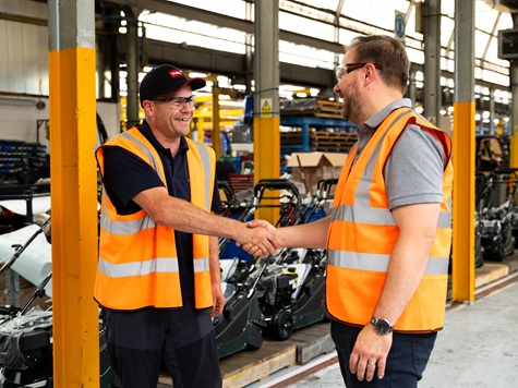 VIRAL LANDSCAPER PAYS FACTORY A VISIT