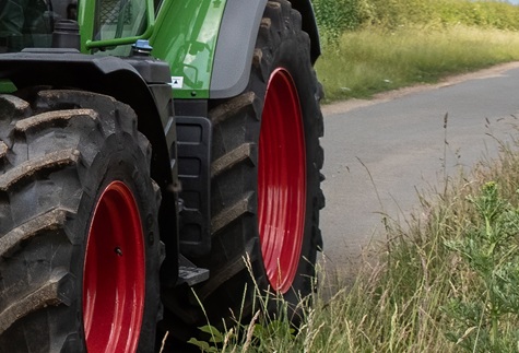 GROWTH APPARENT IN MOST PARTS OF UK